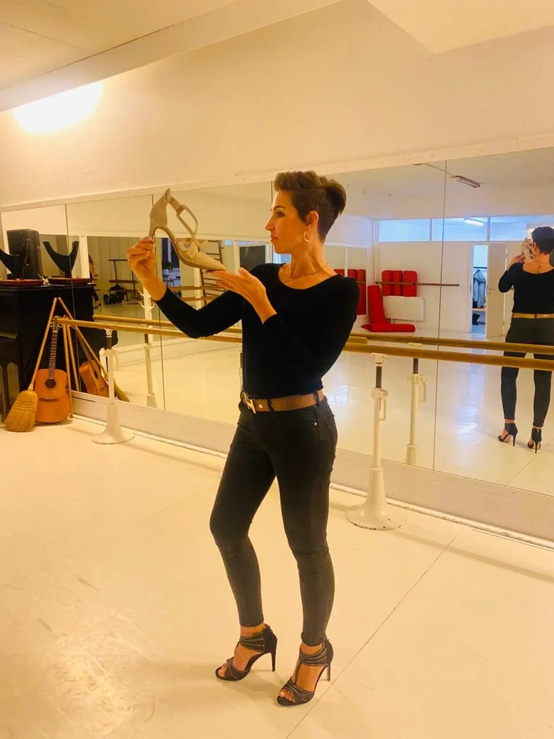 Tressa Arts & Entertainment School,  Zeigen